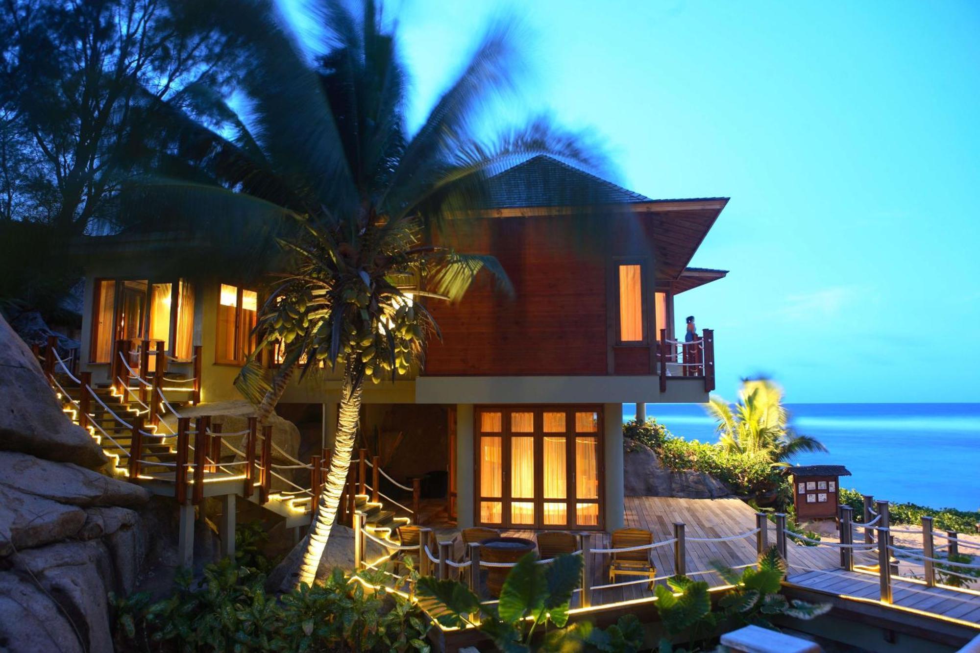 Doubletree By Hilton Seychelles Allamanda Resort & Spa Takamaka Ngoại thất bức ảnh