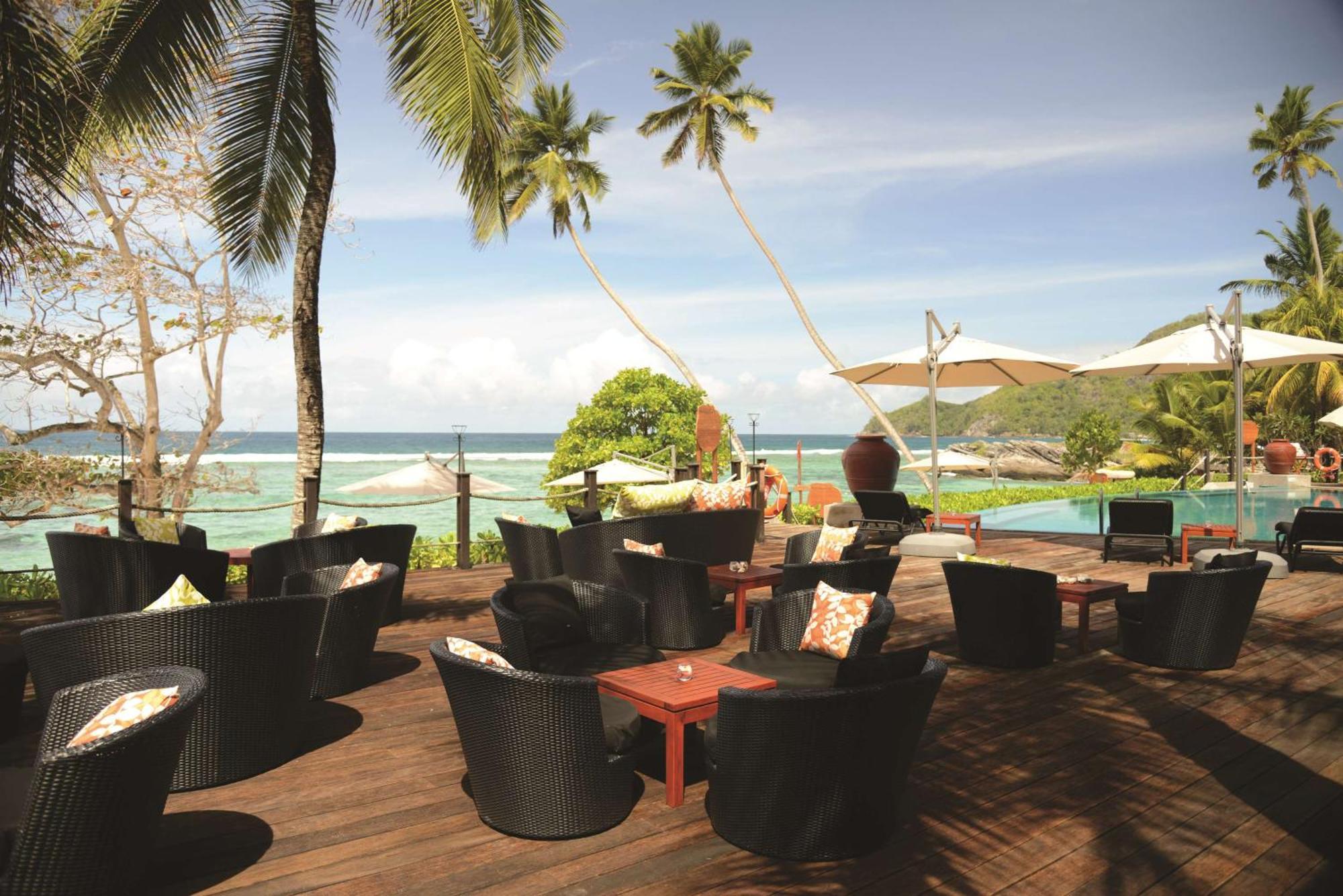 Doubletree By Hilton Seychelles Allamanda Resort & Spa Takamaka Ngoại thất bức ảnh
