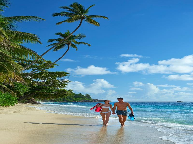 Doubletree By Hilton Seychelles Allamanda Resort & Spa Takamaka Ngoại thất bức ảnh