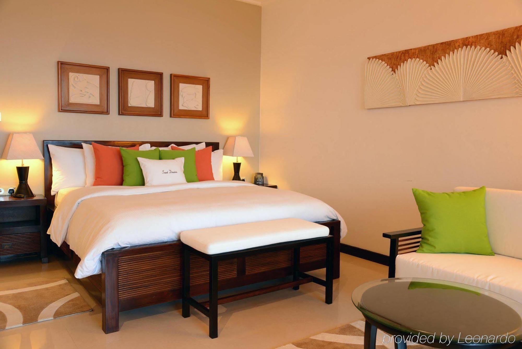 Doubletree By Hilton Seychelles Allamanda Resort & Spa Takamaka Ngoại thất bức ảnh